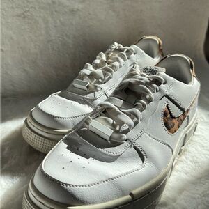 Nike Nike Air Force 1 White Leopard Swoosh Platform Sneakers Women’s Size 9